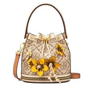 Like New Tory Burch BRAIDED FLOWER BUCKET BAG